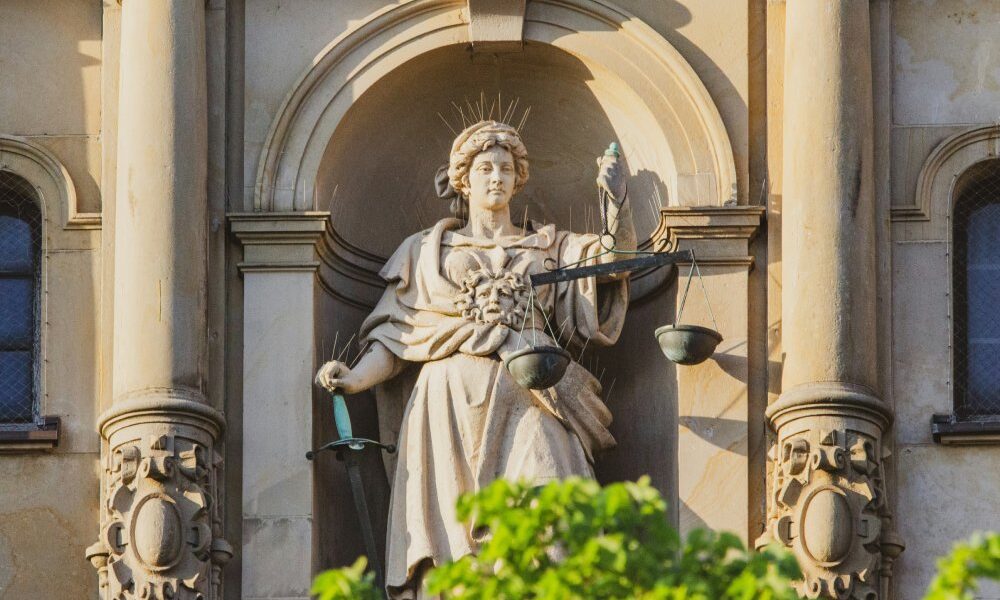 L’Etica dell’IA: Tra Utilitarismo e Deontologia